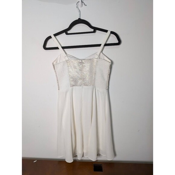 EXPRESS Gold Metallic Mini Dress Size 6 White Chiffon Skirt Cocktail Party Bride - Picture 2 of 7